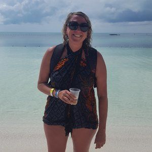 Meet your Posher, Ariane